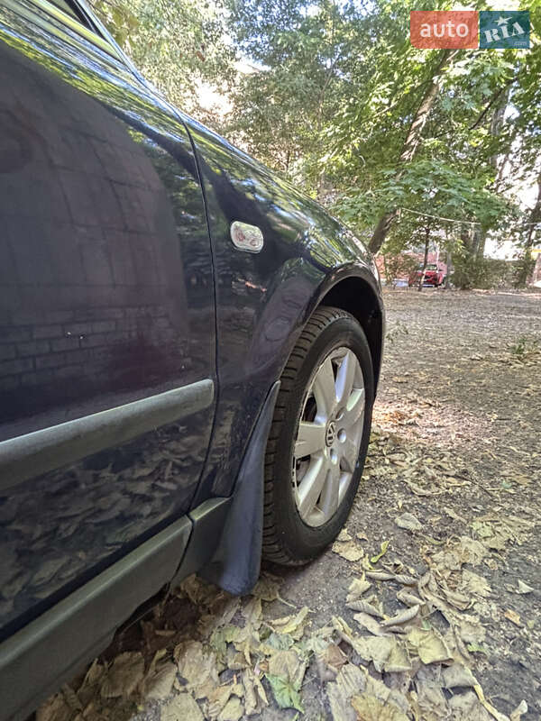 Універсал Volkswagen Passat 2001 в Одесі