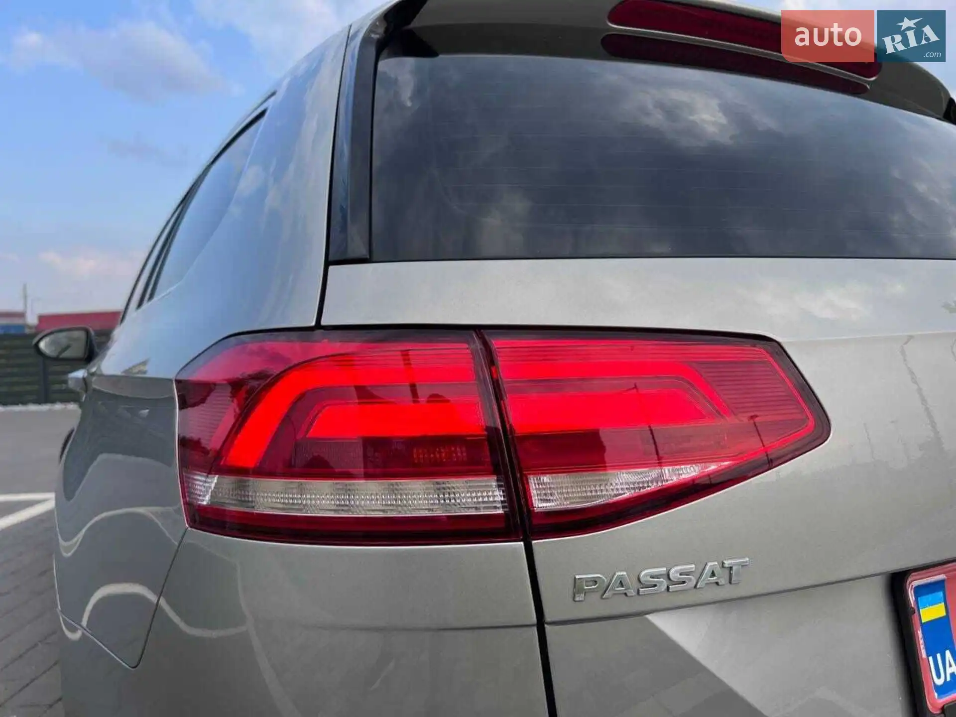 2015 Volkswagen Passat - мініатюра 10