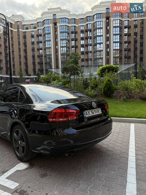 Седан Volkswagen Passat 2014 в Софиевской Борщаговке