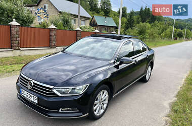 Седан Volkswagen Passat 2015 в Тячеве