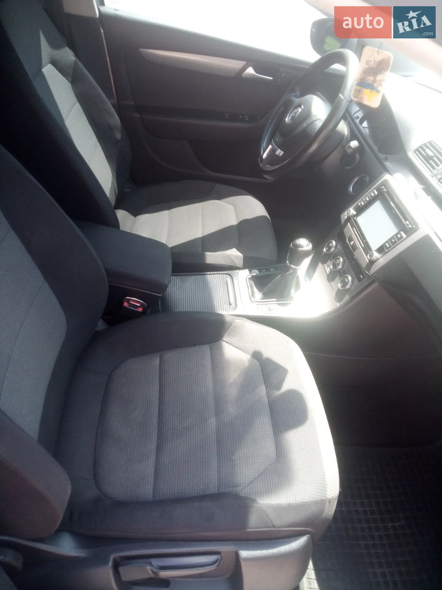 2013 Volkswagen Passat - мініатюра 2