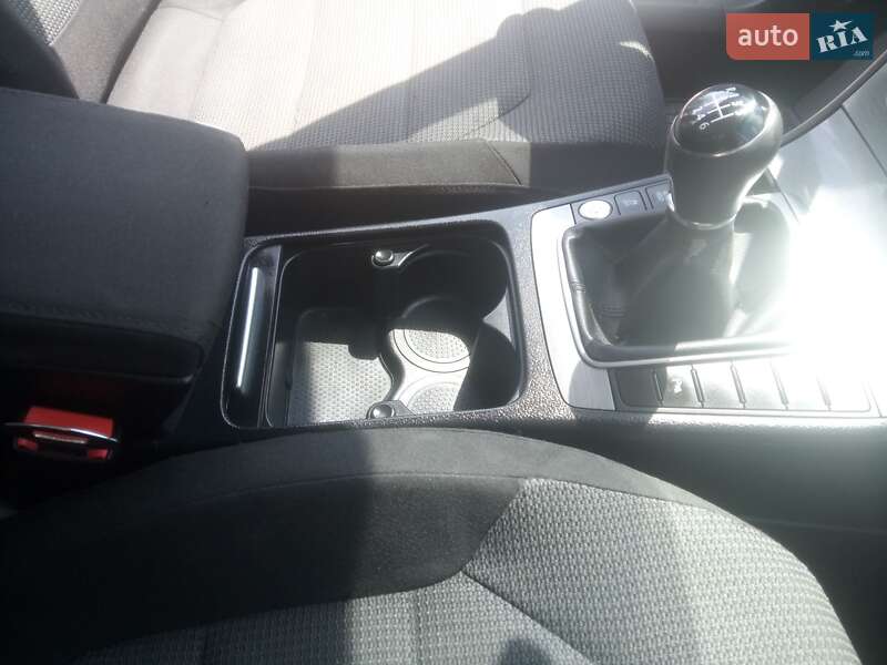 Седан Volkswagen Passat 2013 в Хмельницькому