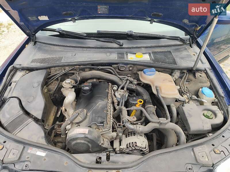 Универсал Volkswagen Passat 2002 в Ровно