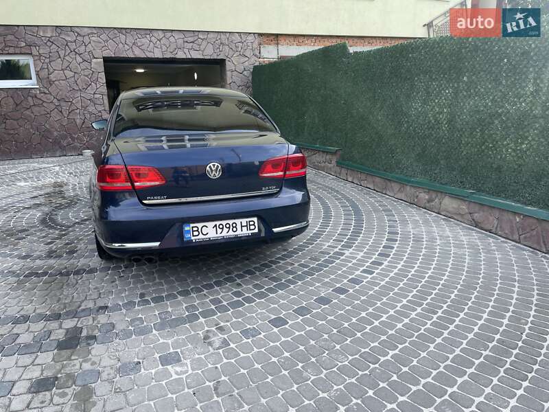 Седан Volkswagen Passat 2014 в Львове