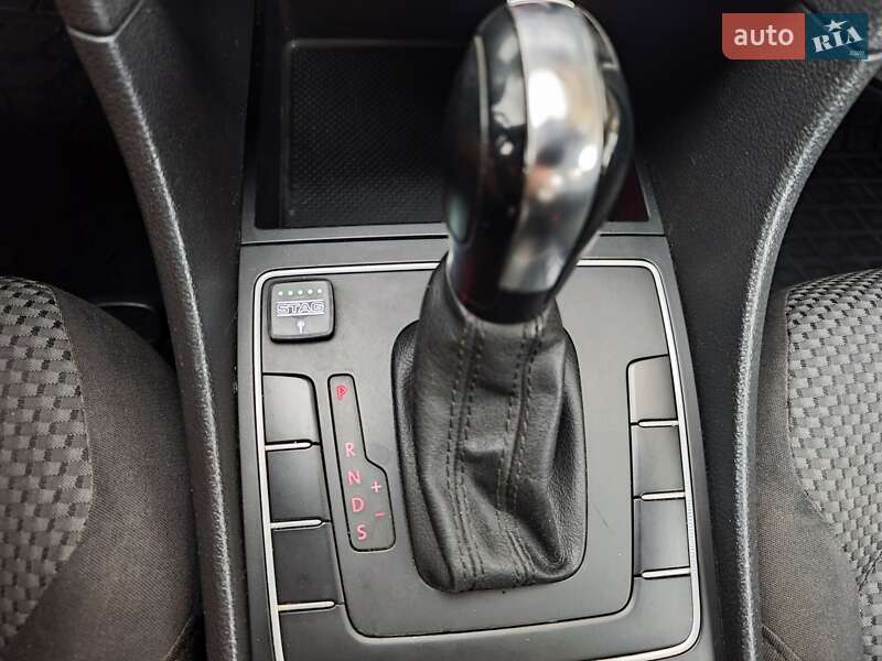 Седан Volkswagen Passat 2012 в Сторожинце