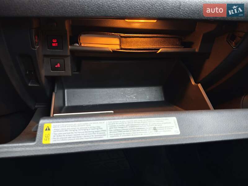Седан Volkswagen Passat 2012 в Сторожинце