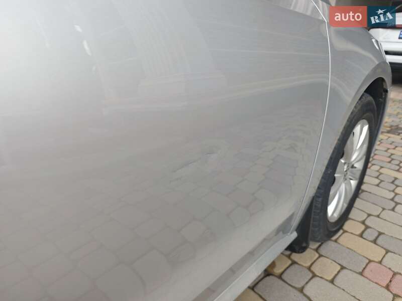 Седан Volkswagen Passat 2012 в Сторожинце
