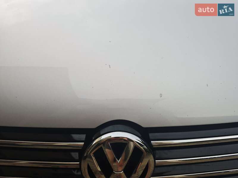 Седан Volkswagen Passat 2012 в Сторожинце