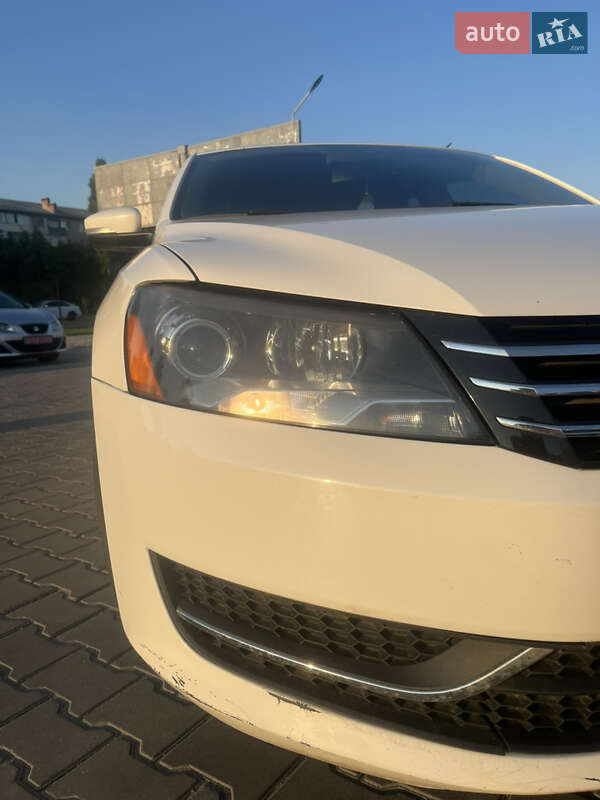 Седан Volkswagen Passat 2014 в Днепре
