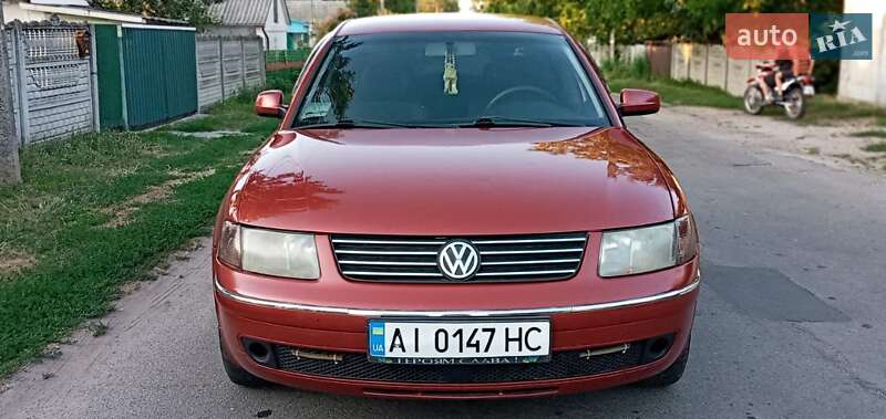 Седан Volkswagen Passat 1998 в 