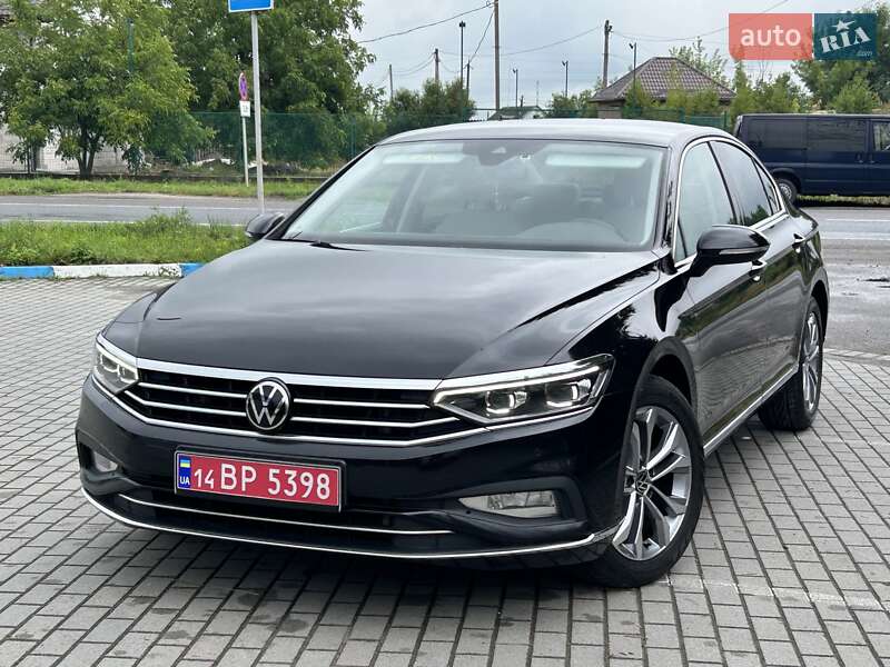 Седан Volkswagen Passat 2020 в Львове