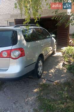 Универсал Volkswagen Passat 2005 в Харькове