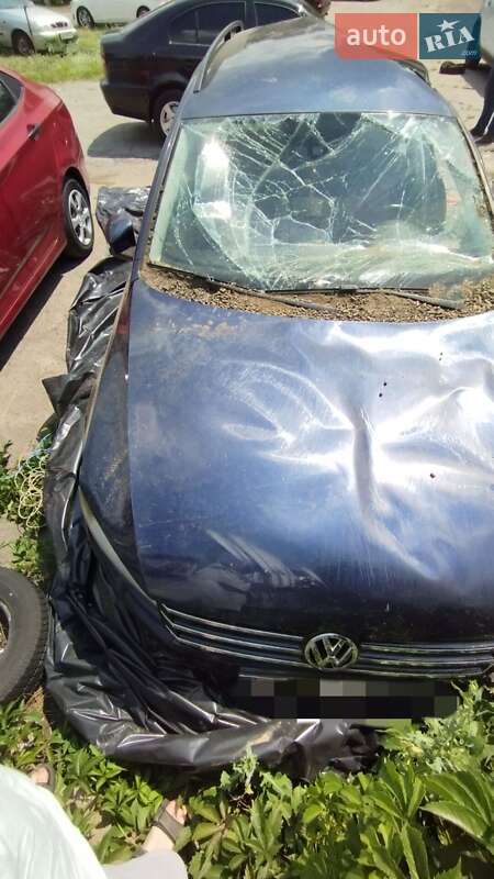 Універсал Volkswagen Passat 2013 в Черкасах