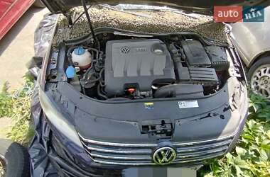 Универсал Volkswagen Passat 2013 в 