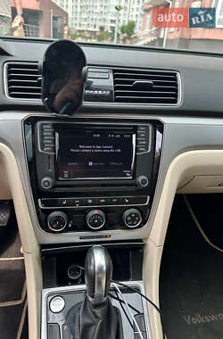 Седан Volkswagen Passat 2018 в 