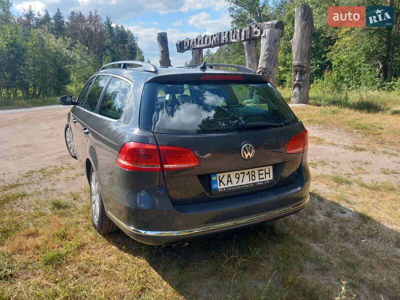 Универсал Volkswagen Passat 2012 в Радомышле