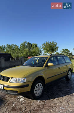 Универсал Volkswagen Passat 2000 в 