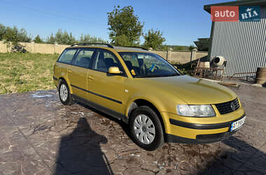 Универсал Volkswagen Passat 2000 в 