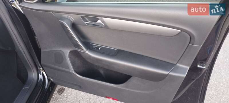 Универсал Volkswagen Passat 2011 в Виноградове