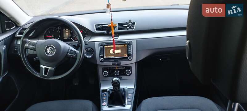 Универсал Volkswagen Passat 2011 в Виноградове