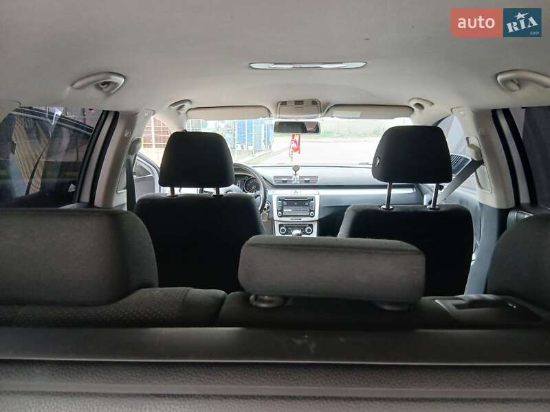 Универсал Volkswagen Passat 2010 в Львове