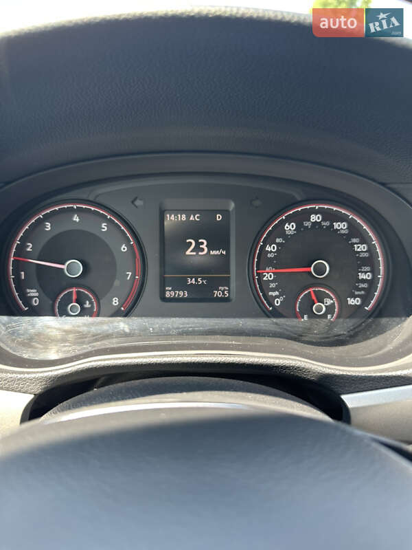 Седан Volkswagen Passat 2021 в Ізмаїлі