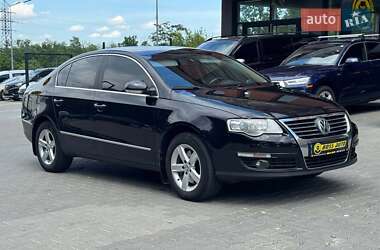 Седан Volkswagen Passat 2008 в Чернівцях