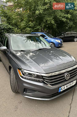 Седан Volkswagen Passat 2021 в 