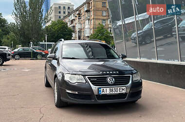 Універсал Volkswagen Passat 2009 в Києві