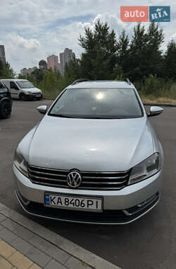 Универсал Volkswagen Passat 2013 в Киеве