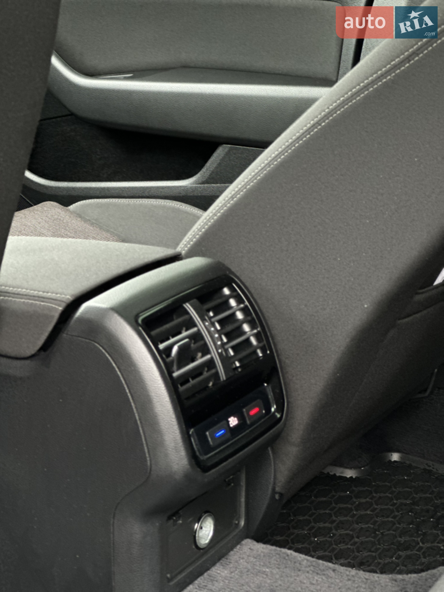 2016 Volkswagen Passat - мініатюра 14