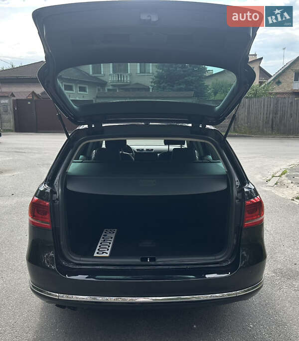 Универсал Volkswagen Passat 2014 в Киеве