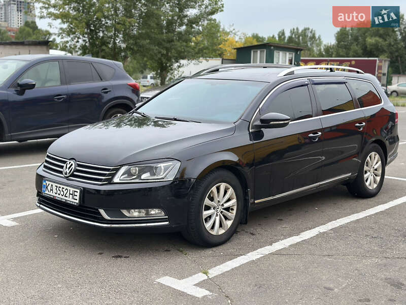Универсал Volkswagen Passat 2011 в Киеве