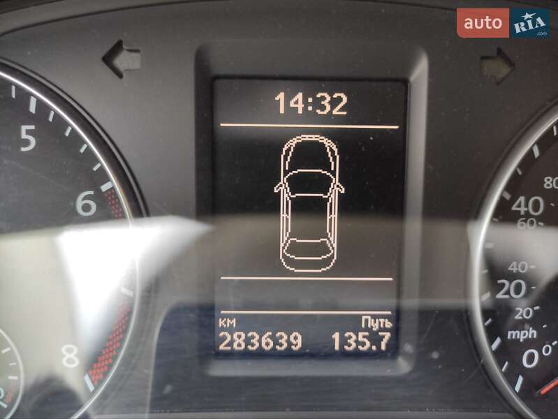 Седан Volkswagen Passat 2014 в Киеве