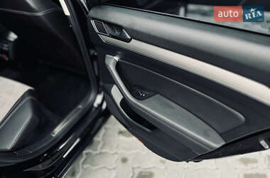 Седан Volkswagen Passat 2016 в 