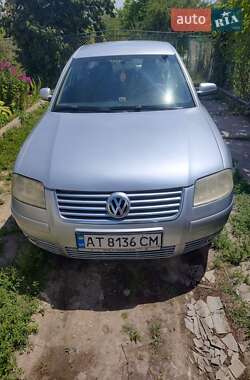 Седан Volkswagen Passat 2003 в Ивано-Франковске