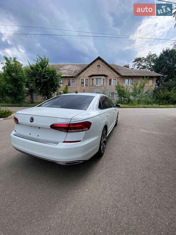 Седан Volkswagen Passat 2021 в Кривом Роге