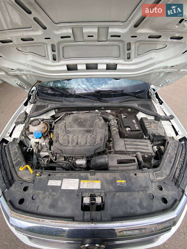 Седан Volkswagen Passat 2021 в Кривом Роге