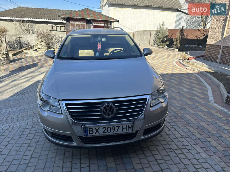 Универсал Volkswagen Passat 2005 в  фото Универсал Volkswagen Passat 2005 в