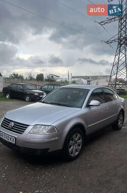 Седан Volkswagen Passat 2005 в Виннице
