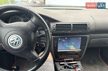Седан Volkswagen Passat 2005 в 