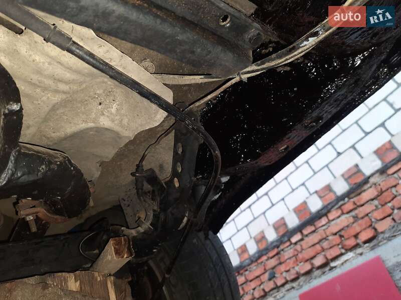 Универсал Volkswagen Passat 1996 в Мурованых Куриловцах