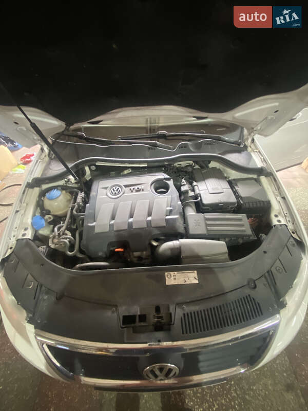 Универсал Volkswagen Passat 2010 в Броварах