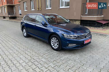 Універсал Volkswagen Passat 2022 в Луцьку