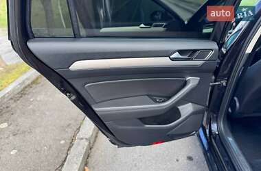 Универсал Volkswagen Passat 2015 в 