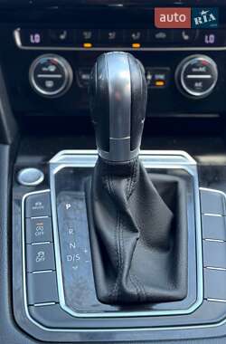 Универсал Volkswagen Passat 2015 в 