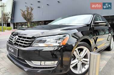 Седан Volkswagen Passat 2013 в Києві