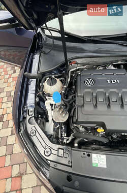 Седан Volkswagen Passat 2014 в 