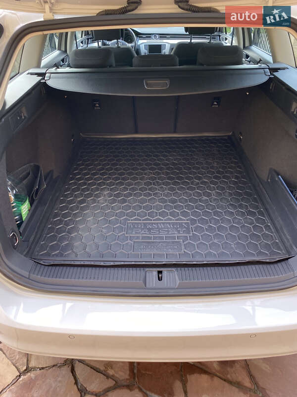 Универсал Volkswagen Passat 2015 в Тернополе фото 15 Универсал Volkswagen Passat 2015 в Тернополе
