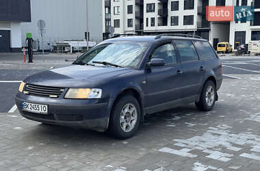 Універсал Volkswagen Passat 1998 в Рівному